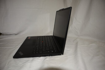 ThinkPad E14 gen5 (AMD R5 7530U;40GB RAM;512GB NVMe;záruka) - 5