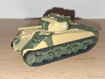 4ks kovové modely tanků 2023 + WoT kódy - 5