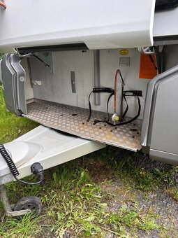 Prodám dvouosý karavan Knaus Tabbert Puccini - 5
