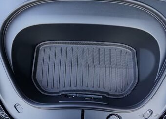 Tesla 3 Highland vypln zadni kufr predni kufr vana zadni - 5