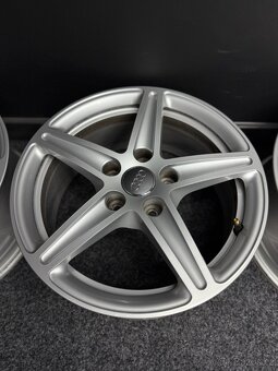 Alu AUDI 5x112 16” 8W0601025EF - 5