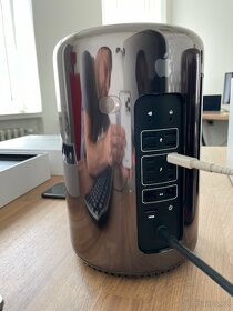 APPLE MAC PRO 2013 Xeon 5 3.5Ghz 6-Core/16GB RAM/500GB SSD - 5