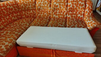 Rozkládací sedačka s úložným prostorem - 5