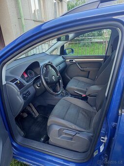 VW Touran 2.0TDi - 5