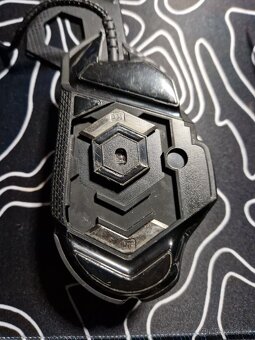 Logitech G502 - 5