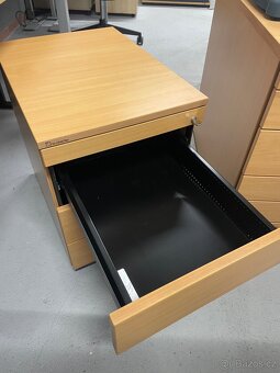 Kancelářský stůl 180x80, kontejner, židle - 5