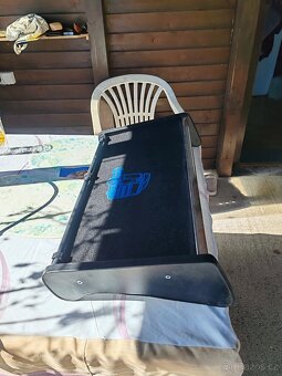 Prodám poličku na vozidlo Man TGX - 5