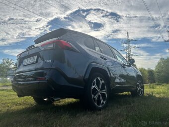 Toyota RAV4 plugin hybrid DPH 306koni tažné - 5