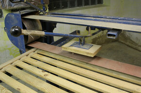 Truhlářská pásová bruska na dřevo - 5