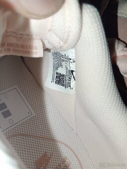 Nike Air Force 1 07 pink velikost - 5