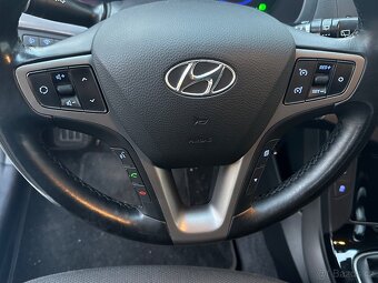 Hyundai i40 2017, 1,6 CRDi, 109tis.TOP stav.1.maj.Čr - 5