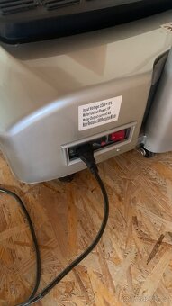 Vibrační posilovací stroj - 5