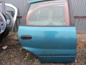 Nissan Almera Tino - 5