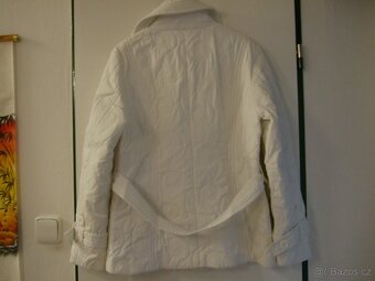 Kabátek bílý - 5