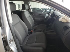 VW Golf 5 1.6MPI 77KW BGU FVH LA7W r.v. 2004 - 5