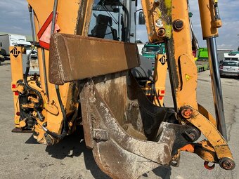 CASE 695 SR 4X4 traktorbager 2008 VIN 568 - 5