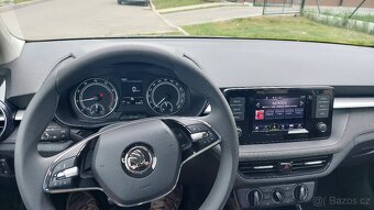 Škoda Fabia 1,0 MPI, 6143km - 5