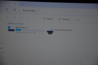 Dell Vostro 15 (3568) i7/16GB/SSD 256GB/Radeon R5 - 5