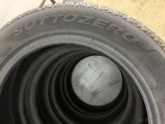Zimní pneu 215/55/17 - 98H Pirelli Sottozero sada č.8226 - 5
