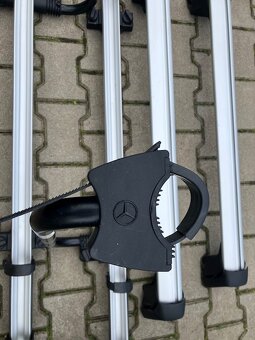 Prodám originál na Mercedes C nosiče na kola - 5