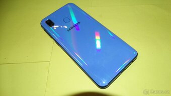 Samsung Galaxy A40 - 5