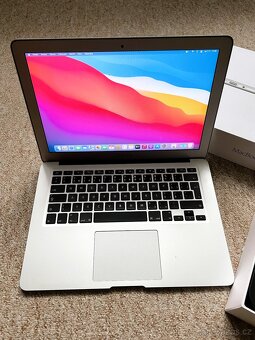💻 MacBook Air 2015 | Spolehlivý společník pro každý den - 5
