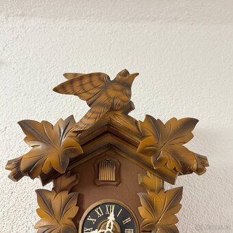 Staré dřevěné unikátní kukačky vyřezávané plně funkční - 5