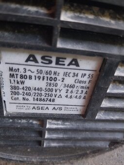 Elektromotor 380V 1,1 kW 2850/3460 ot/min - 5