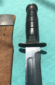 Bojový nůž typu KA-BAR - 5