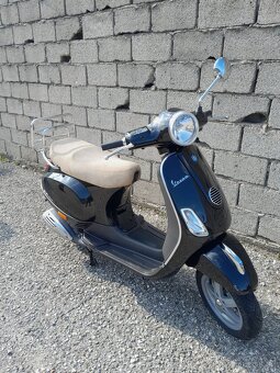 Vespa LX 50 4t, 2011, málo jetá, moc pěkný stav - 5