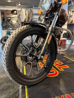 Royal Enfield Meteor 350 - 5