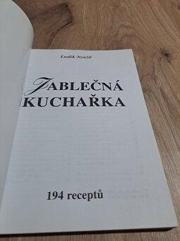 Jablečná kuchařka 194 receptů - 5