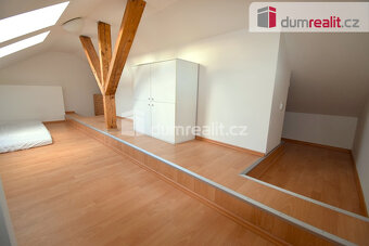 Pronájem 2+kk, 40m² + terasa 14m², P5-Smíchov, ul. Nad Palat - 5