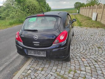Opel Corsa D Coupe - 5