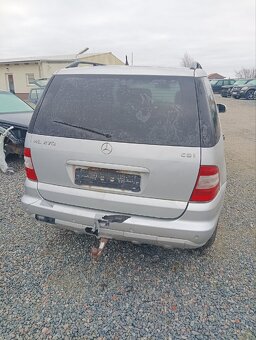 Mercedes-Benz Ml w163 MB 270 cdi ml manuál - 5
