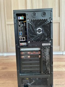 Starší PC na hry - 5
