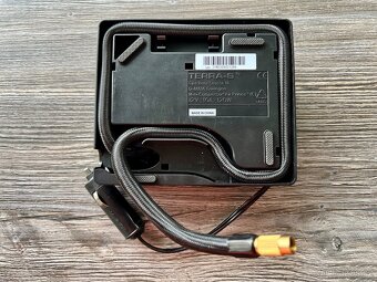 Tyre repair kit - Toyota ( 12V ) - kompresor + gel - 5