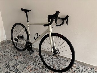 Silniční kolo Specialized Aethos Comp 2025 - 5