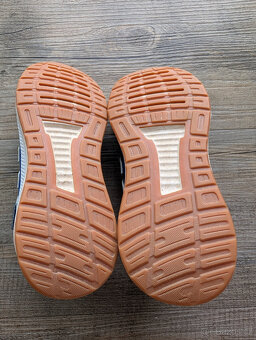Sálové boty Adidas vel. 31 - 5