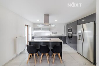 Prodej Rodinný dům, 240㎡ - 5