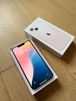 Apple iPhone 13 128GB růžový - 5