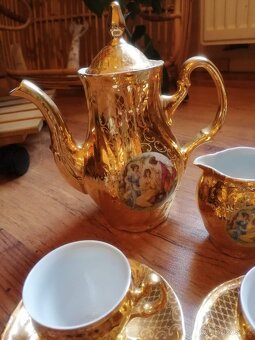 Pozlacená porcelánová sada - 5