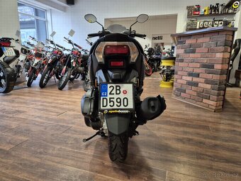 Yamaha MW 155 Tricity - 5