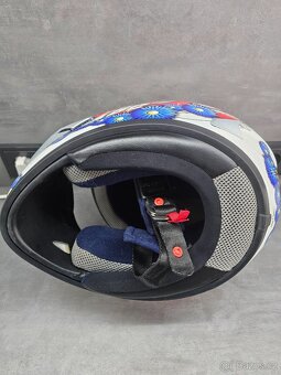 HELMA KBC NA MOTORKU - 5
