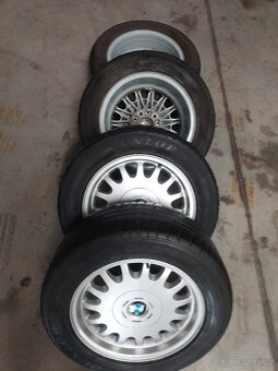 Na prodej sada kol s letní pneu na BMW Dunlop 225/55 R16 - 5