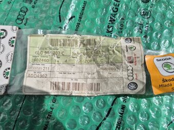 rameno zadního stěrače Škoda Felicia 6U0955707C - 5
