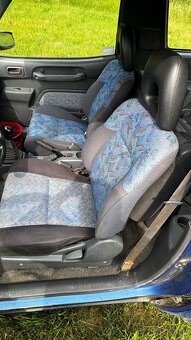 Toyota RAV4 - 5