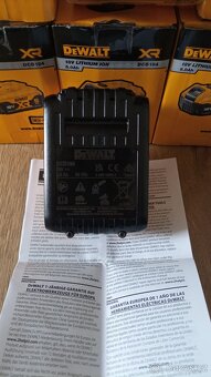Baterie DeWalt DCB184 18V 5,0 Ah - 5