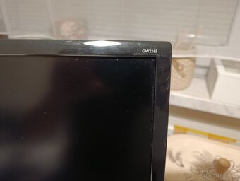 Prodám LCD monitor Benq 22" - 5