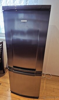 Lednice s mrazákem Electrolux - 5
